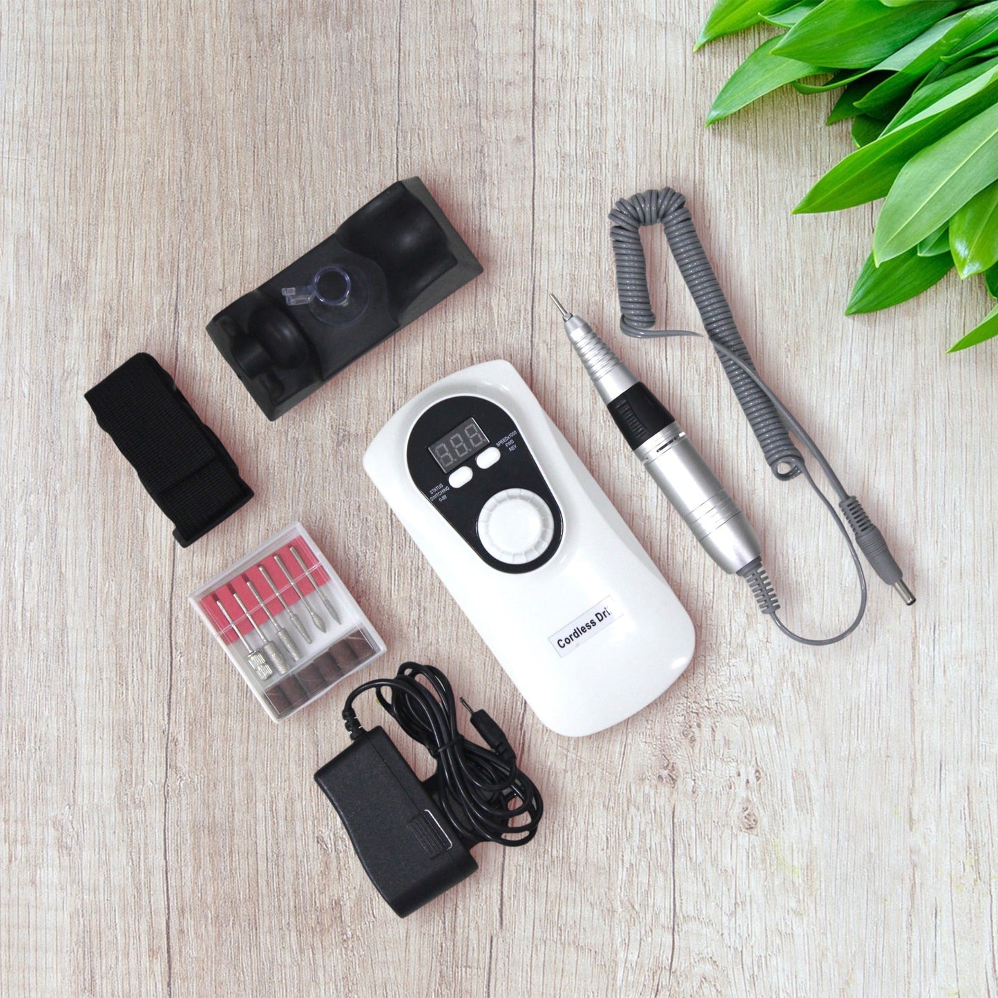 Portable nail drill CJ-DM001 - Marta Matilda Harper